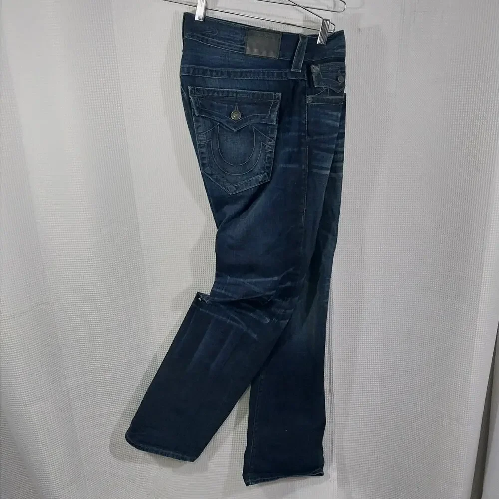 TRUE RELIGION! FAB DEEP BLUE, LOGO POCKET OMBRE FADE STRAIGHT LEG JEANS! SZ 36